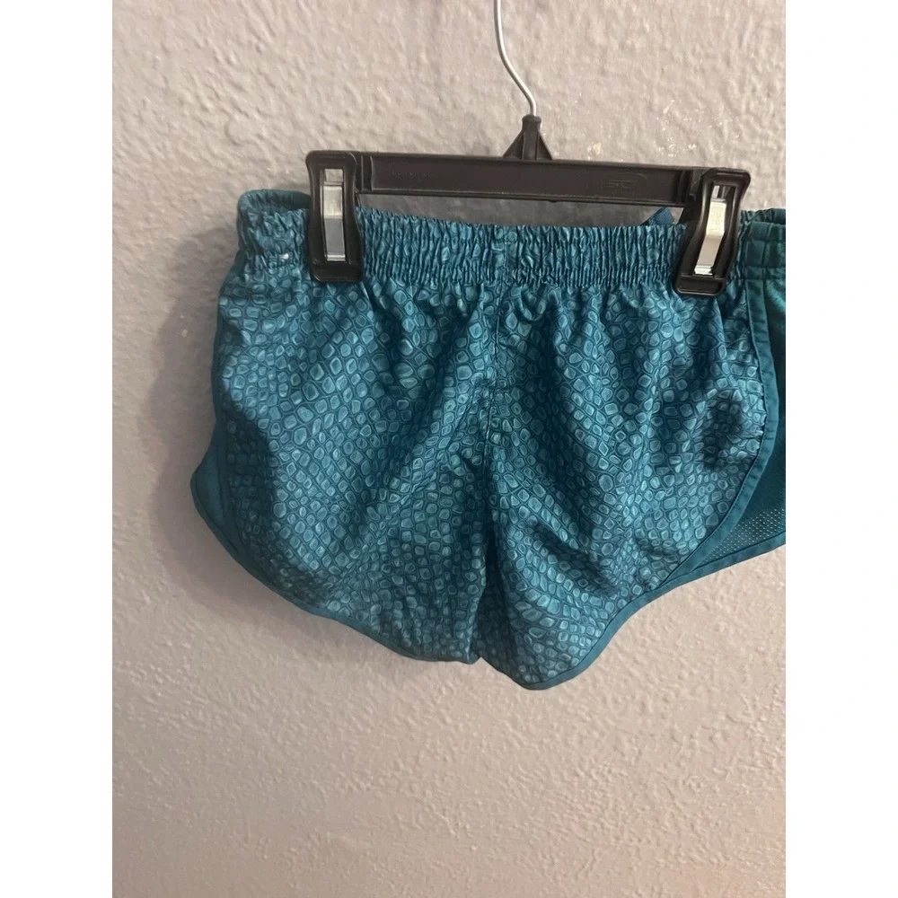 Nike Girls‎ Bluish Greenish  Printed Running Shorts Size Small